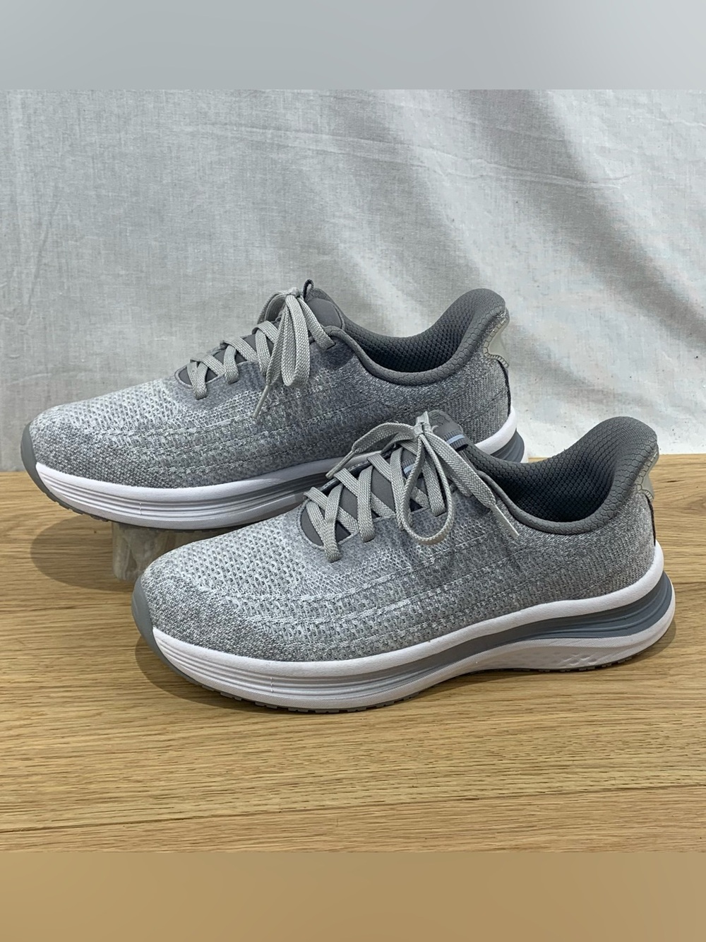 Orthofeet Nira Hands-Free Women's Sneakers Max Cushion Gray Size 10 B